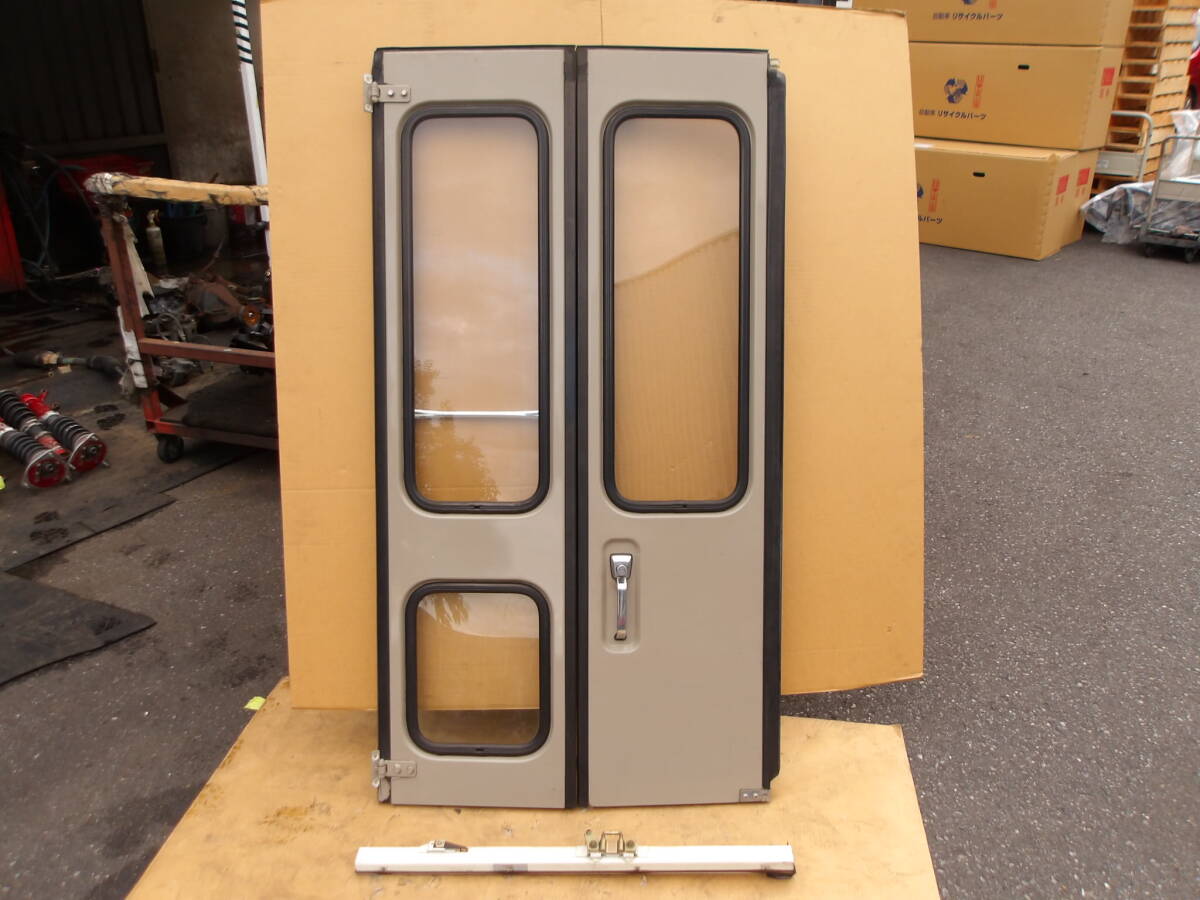 置場②7799 ミラ ウォークスルーバン L200V 左 ドア レール 付き ダイハツ 純正 希少 レア サイドドア 2025/10拍卖