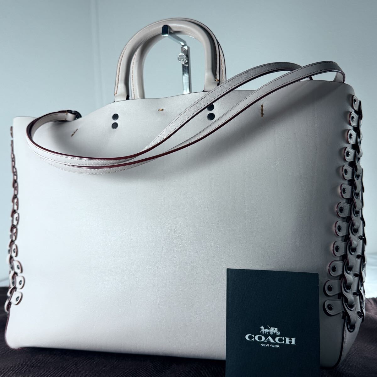 1円【 未使用級 】コーチ COACH ローグ トートバッグ 本革 グラブタンレザー ショルダーバッグ 肩掛け ビジネスバッグ 大容量 レディース拍卖