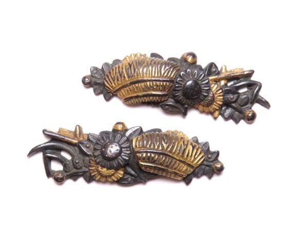 【12195】江戸~明治 オリジナル 刀装具 赤銅 菊花 彫金 目貫(初品・買取品)拍卖