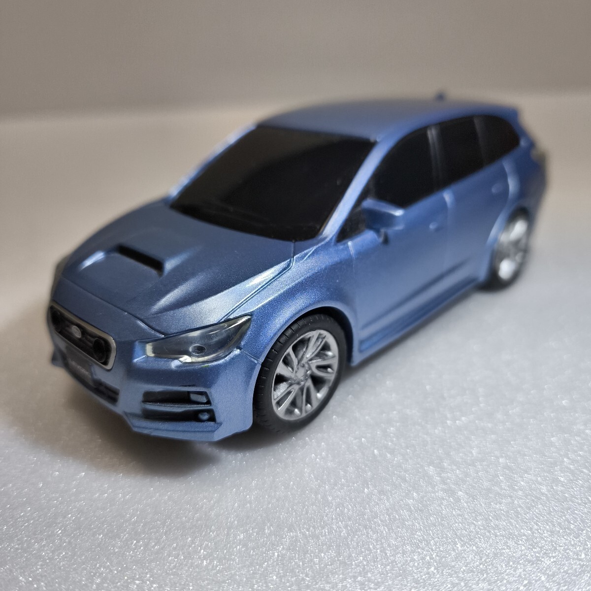 ぶつからないミニカー スバル LEVORG レヴォーグ拍卖