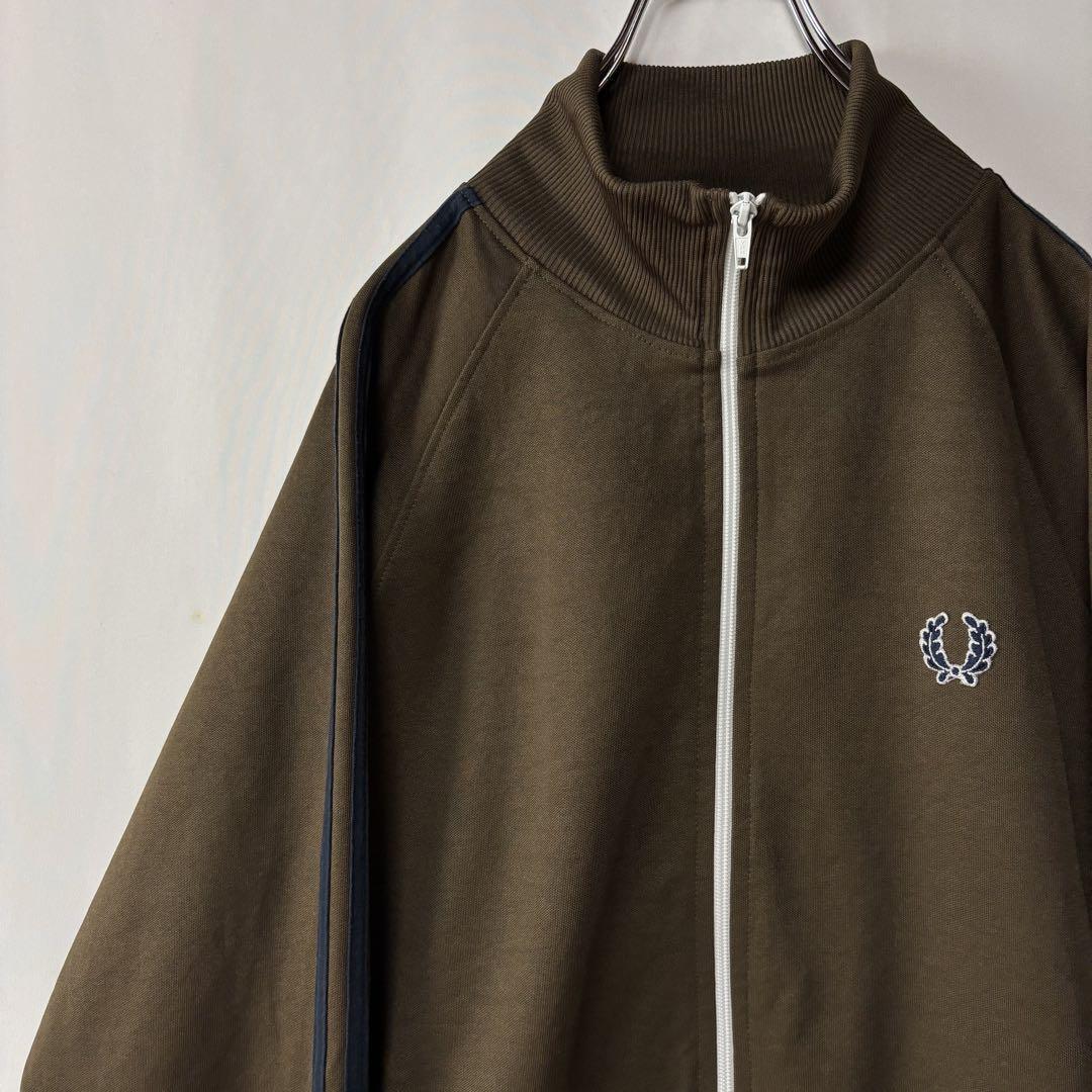 ポルトガル製 フレッドペリー トラックジャケット 刺繍ロゴ Lサイズ ブラウン拍卖