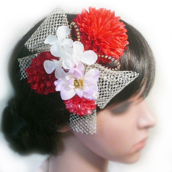 髪飾り 成人式 卒業式 結婚式 花 菊とデルフィリボン付き 赤 振袖 袴 浴衣 和装 着物 マム拍卖