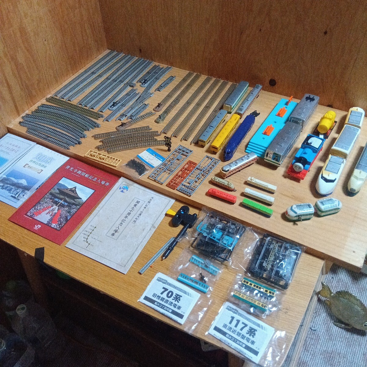 ★ 昭和レトロ ★ 線路 電車 鉄道模型 パーツ 電車記念切符 鉄道マニア 不揃い 拍卖