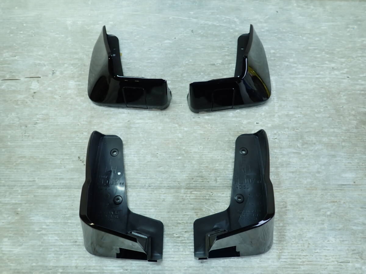 【新品・未使用品】 GK2/GK3/GK6/GK7 インプレッサ G4 純正 オプション スプラッシュボード マッドガード D4S ブラック J1017FL000 25-1327拍卖