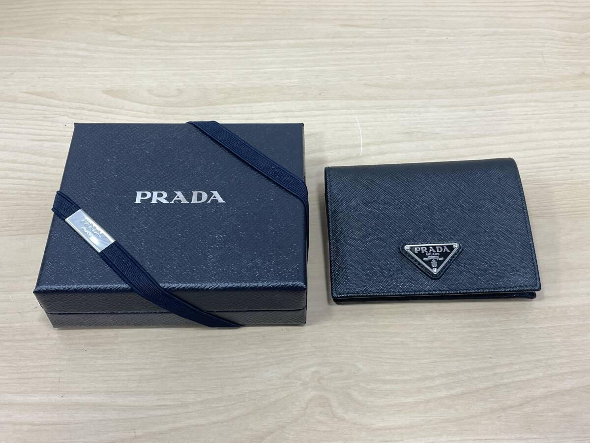 1円 ~ 美品 PRADA プラダ 二つ折り 財布 三角ロゴ サフィアーノ コンパクト ブラック 黒拍卖
