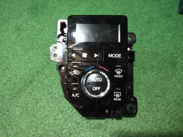 トール DBA-M910S エアコン スイッチ パネル B82拍卖