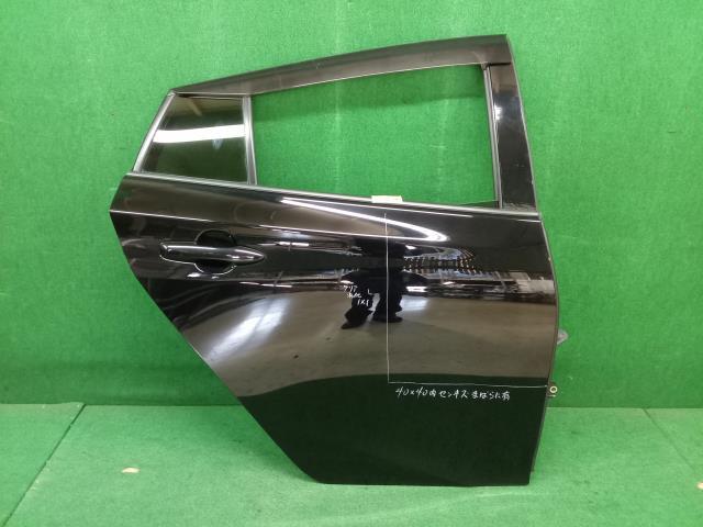 プリウス DAA-ZVW55 リア 右 ドア 218拍卖