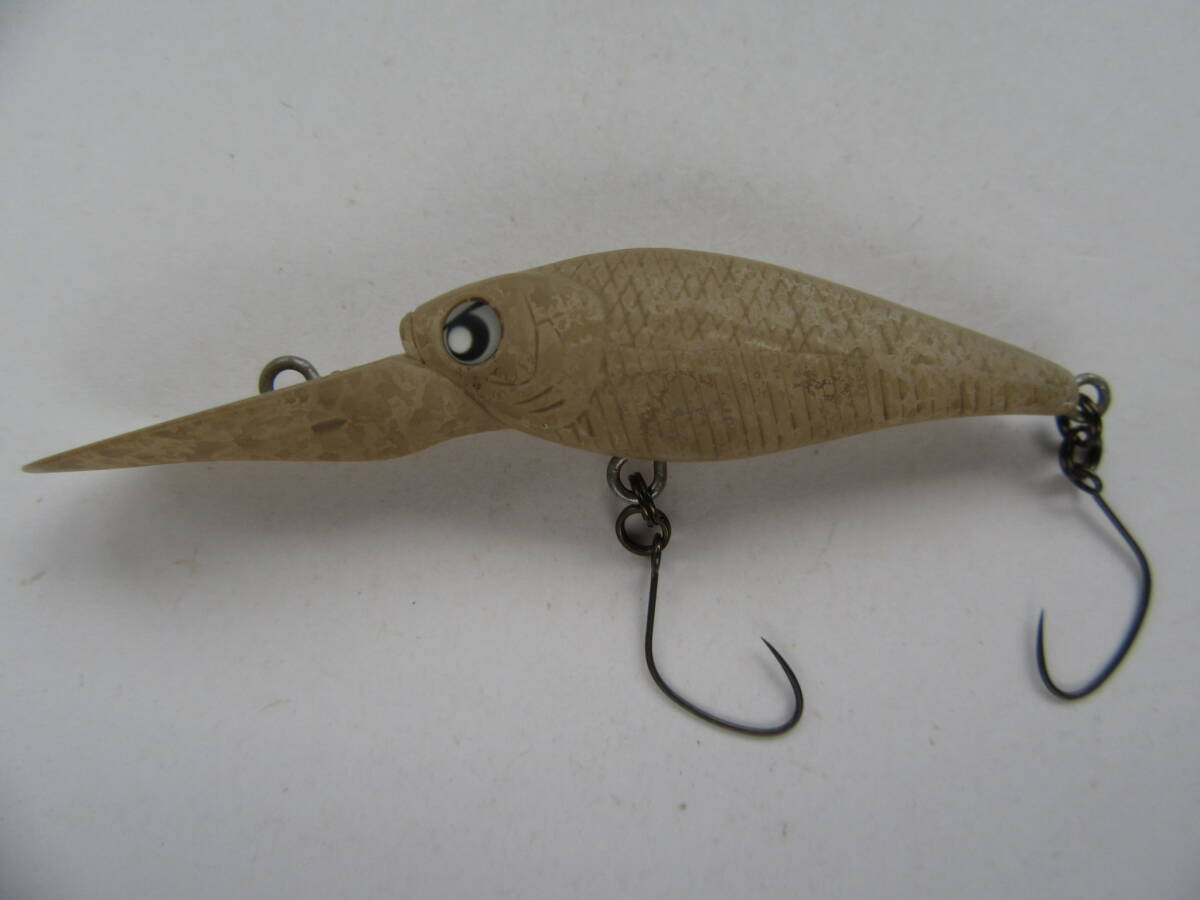 Rodio Craft LUCKY CRAFT Bevy Shad 40DIVE-F ARMOR 40mm 2.6g ロデオクラフト ラッキークラフト ベビーシャッド アーマー拍卖