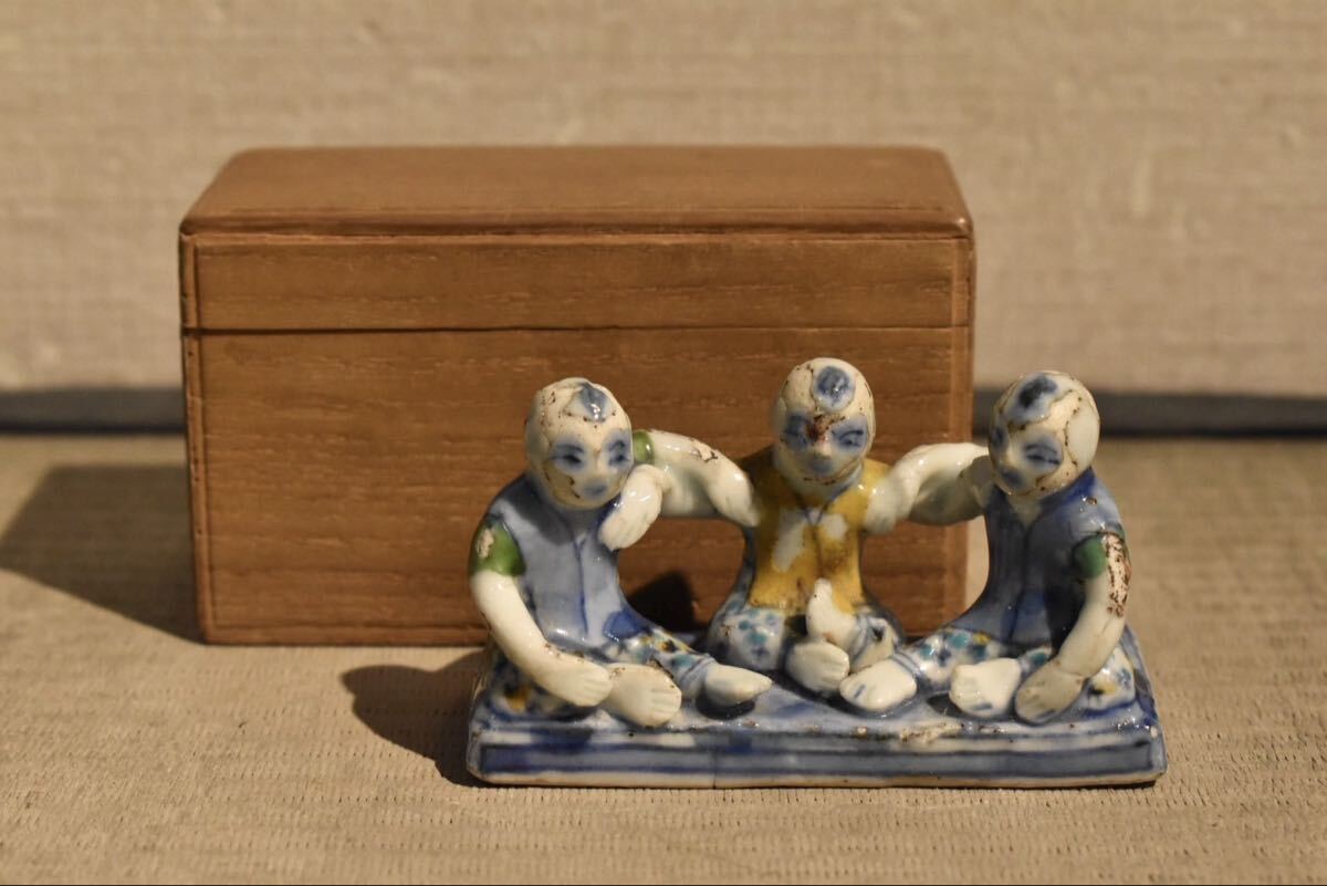 【GE】R373【コレクター所蔵品】《大名品》時代 玉堂佳器 天啓染付唐子筆架/中国美術 色絵 書道具 文房具 骨董品 時代品 美術品 古美術品 拍卖