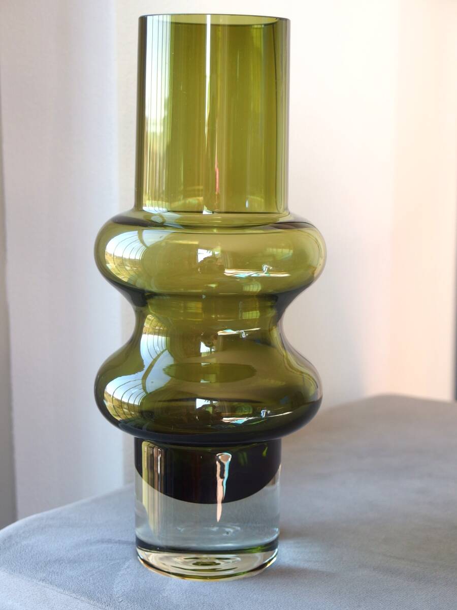 北欧雑貨 Riihimaen Lasi リーヒマエン・ラシ ヴィンテージ フラワーベース 花瓶 Tamara Aladin (タマラ アラディン) Solmuke (グリーン)拍卖