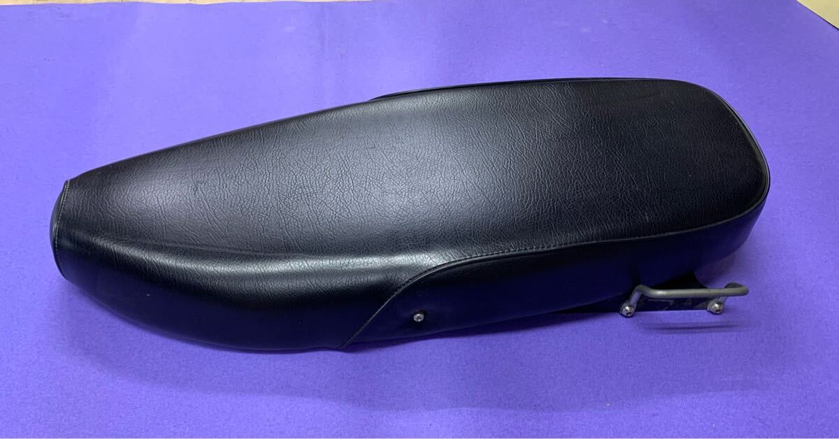 スーパーカブ110用ダブルシートとシートロックステーJA10にて使用拍卖