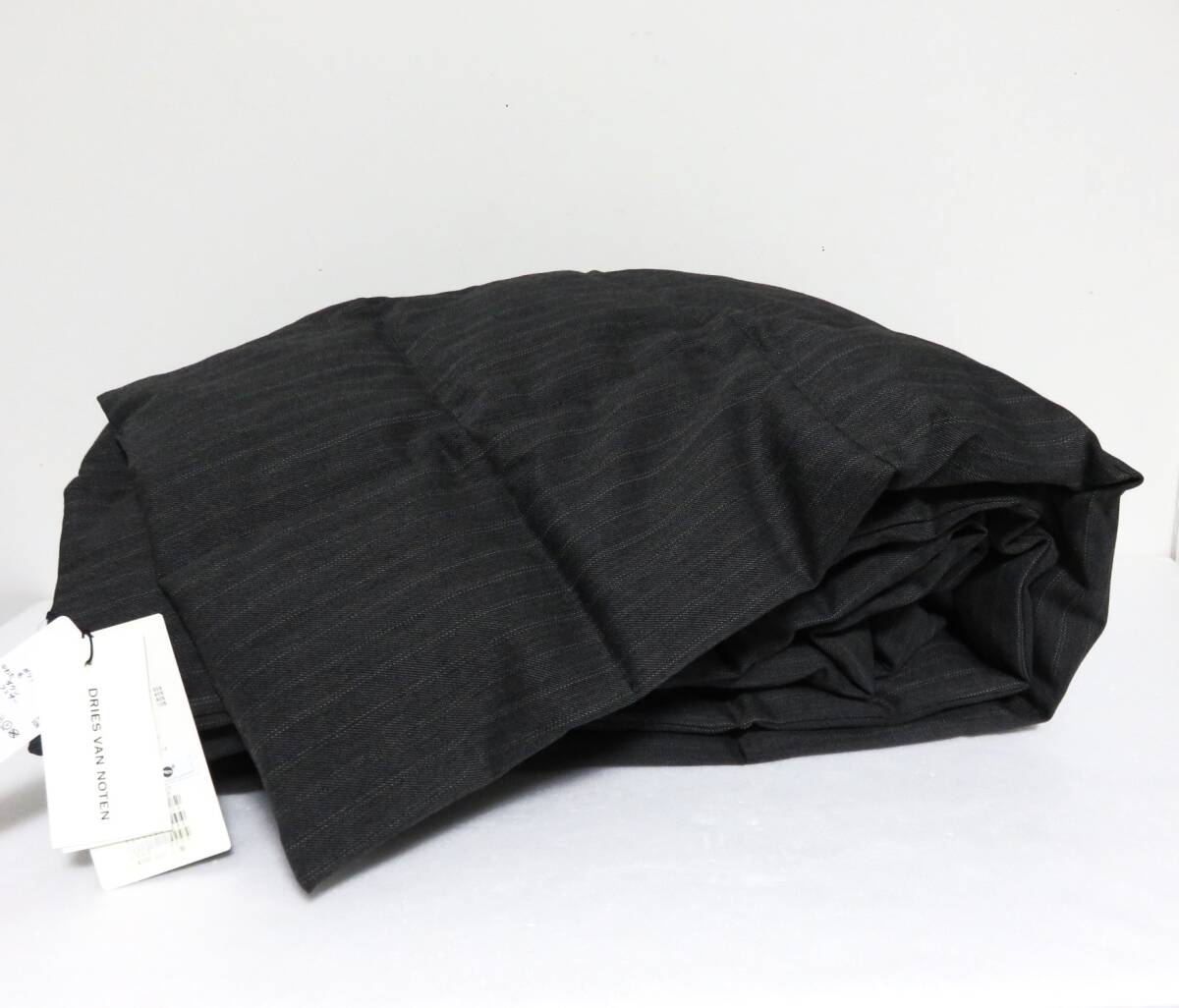 送料無料 定価11.5万 新品 DRIES VAN NOTEN 大判 ダウン ストール 200×58cm グレー ストライプ ドリスヴァンノッテン 中わた マフラー拍卖