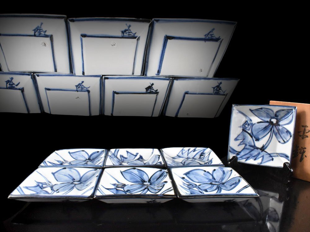 【雲】某収集家買取品 吉田隆 染付 花絵付 絵変り 角皿 平鉢 7客 在銘 箱付 古美術品(銘々皿 懐石料理道具 旧家蔵出)Y7135 CTAokj拍卖