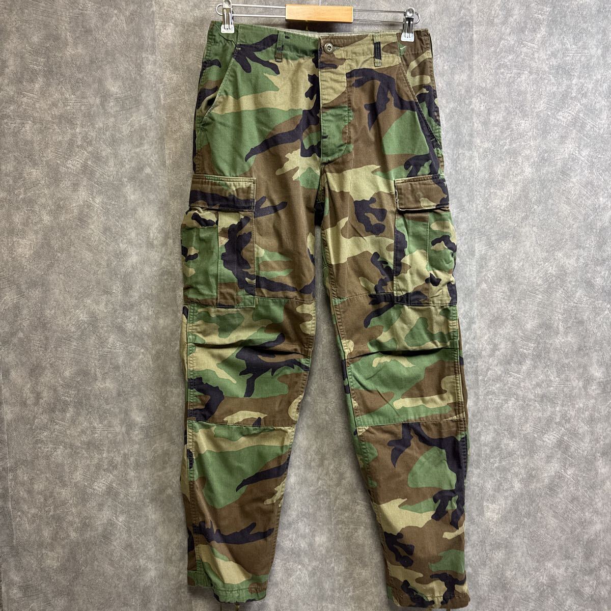 アメリカ軍実物 BDUパンツ ウッドランドカモ 迷彩 ミリタリーカーゴ 迷彩柄 軍物 米軍放出品 メンズ古着 TROUSERS拍卖