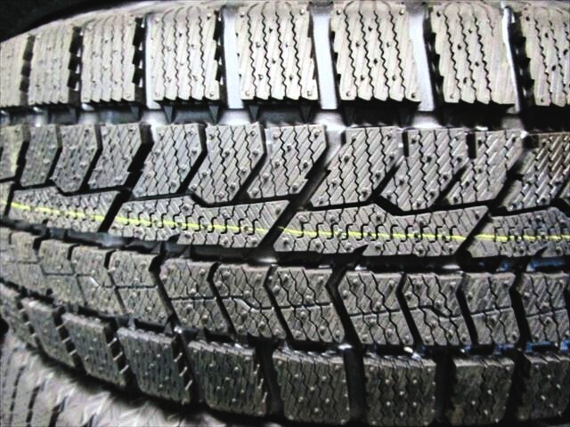 送料無料 未使用品 スタッドレス 195/65R16 TOYO GIZ2 4本セット ライズ ロッキ プリウス等拍卖