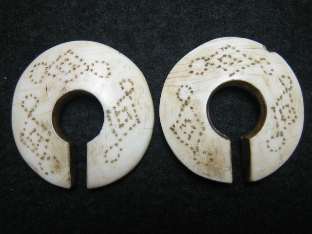 ◎●ナガ族 耳飾り 貝殻製  ナガーランド  ⑬11拍卖
