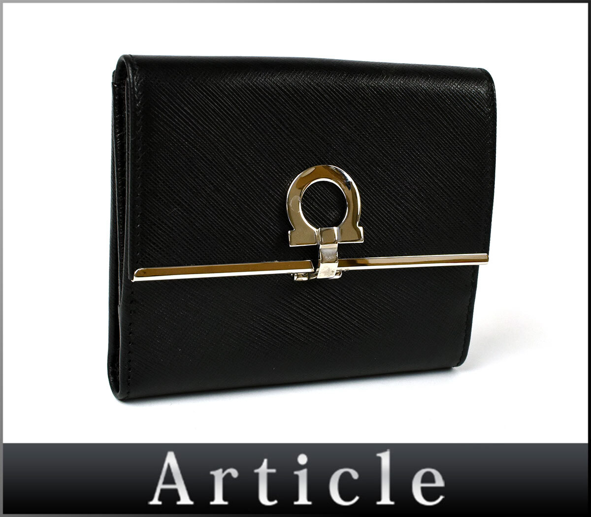 239227◇美品 Salvatore Ferragamo ガンチーニ 二つ折り財布 財布 短財布 レザー 革 ブラック シルバー金具 レディース 小物/ C拍卖