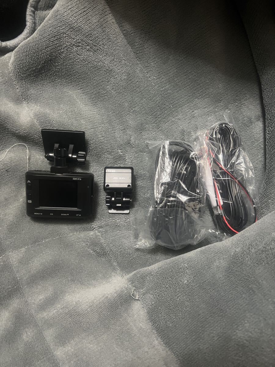 コムテック ドライブレコーダー ドラレコ ZDR 016 SDカード無し 配線未使用品  前後2カメラ拍卖