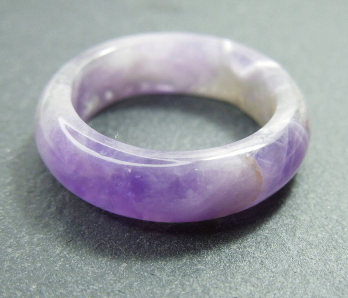 E2 約15.5号 くりぬきリング 天然石 新品 指輪 アメジスト 紫水晶 くりぬきリング 天然石 新品 指輪 金属アレルギー対策 リング拍卖