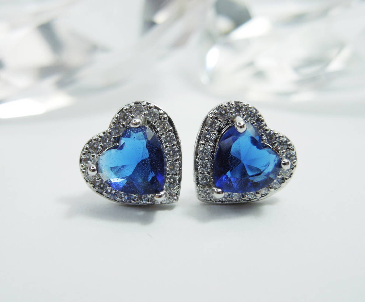 ブルー ハート ジルコニア スタッドピアス 両耳用 ペア ピアス 青 新品 シルバーカラー ハート かわいい キラキラ 推し活拍卖