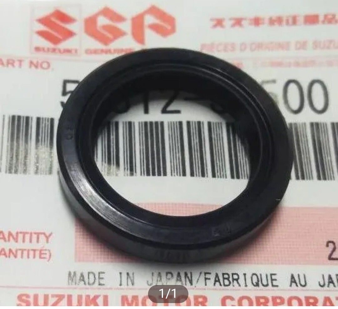 ■送料込み■GS500 GS550E GS750 GS750E GS1000 キックペダル シャフト オイルシール スズキ純正部品 エンジン クラッチカバー拍卖