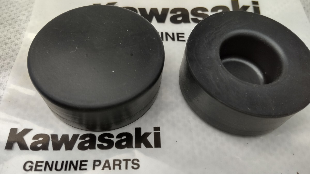 ■■送料込み■■GPZ400F GPZ400F2 Z250FT Z400GP Z550GP Z400FX Z550FX Z400J Z650 ザッパ ガソリンタンク ゴム kawasaki純正拍卖