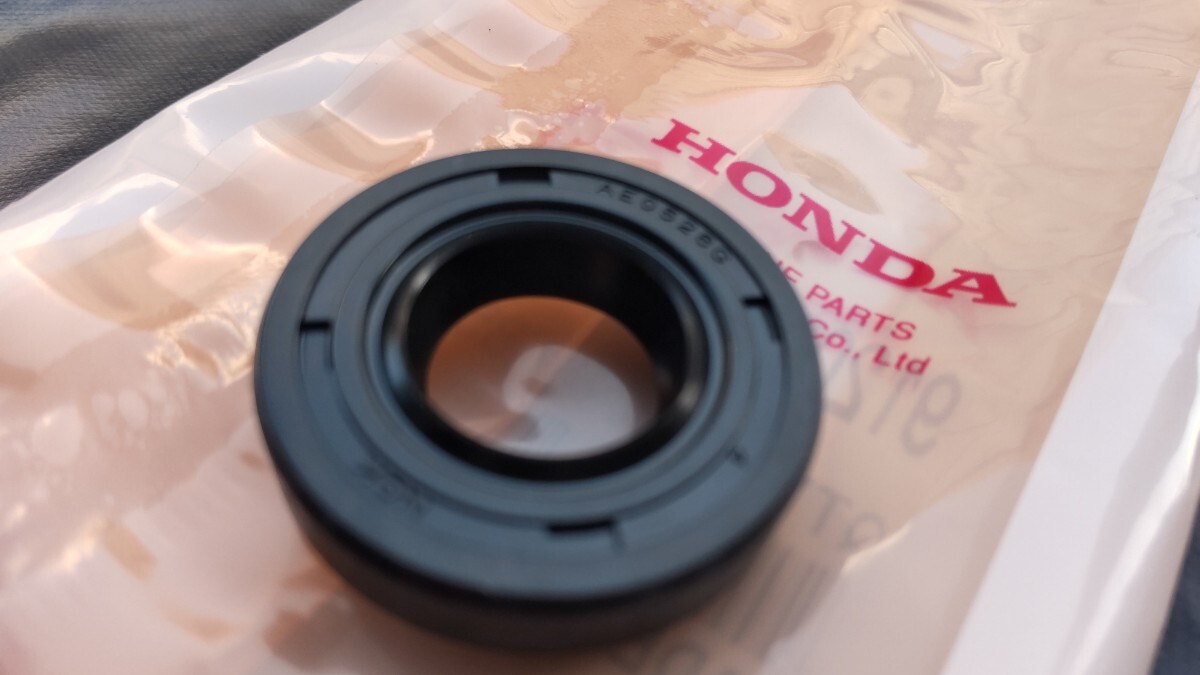 ■送料込み■CB550SC CB650SC CB750SC シフトペダル シャフト オイルシール ホンダ純正 エンジン チェンジペダル ステップ拍卖