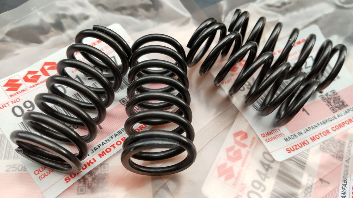 ■送料込み■GSX400インパルス GK79A クラッチ スプリング 4本セット SUZUKI エンジン クラッチハウジング プレート拍卖