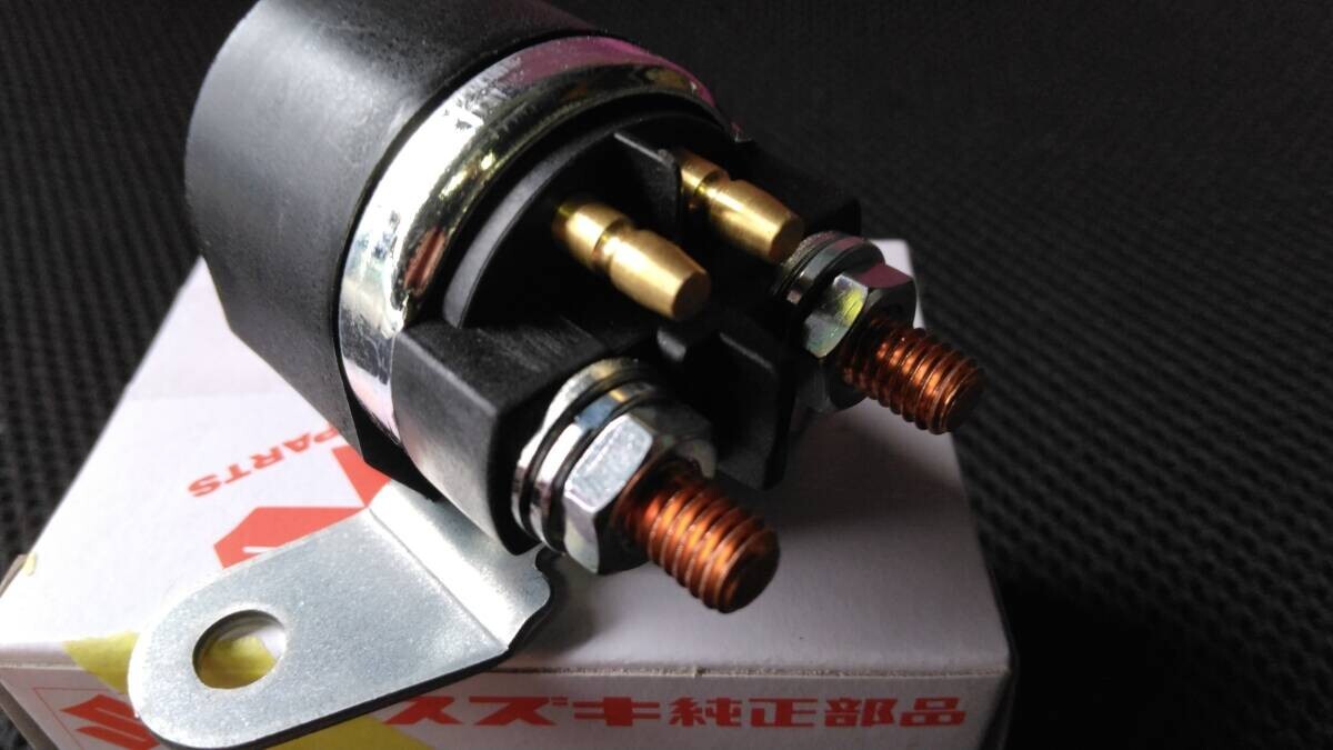 ◆送料込み◆GSX250E刀 GSX250T GSX250L スターターリレー マグネックスイッチ セルリレー SUZUKI純正 セルモーター拍卖