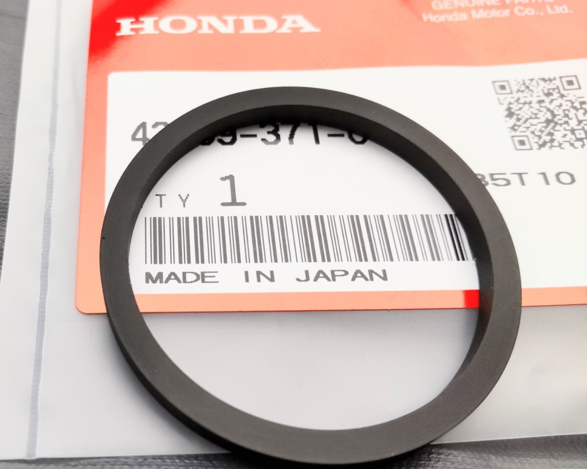 ■送料込み■CB250T CB400T キャリパーピストン オイルシール HONDA 純正ブレーキ シングル ディスク用拍卖
