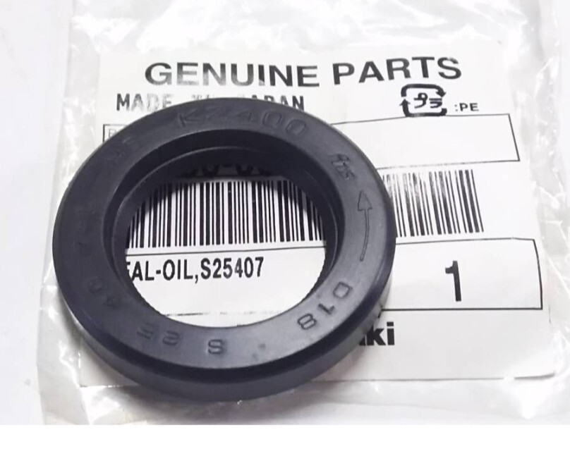 ■■Z250FT Z250LTD Z400B Z400LTD ポイント オイルシール kawasaki純正部品 エンジン拍卖