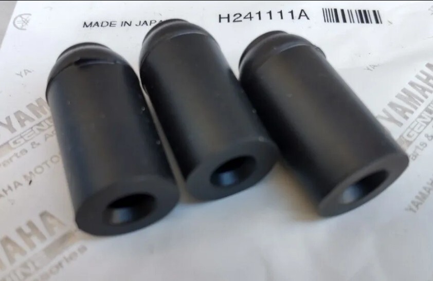 ■送料込み■XJR1200 XJR1300 インシュレーター キャップ YAMAHA 純正部品拍卖