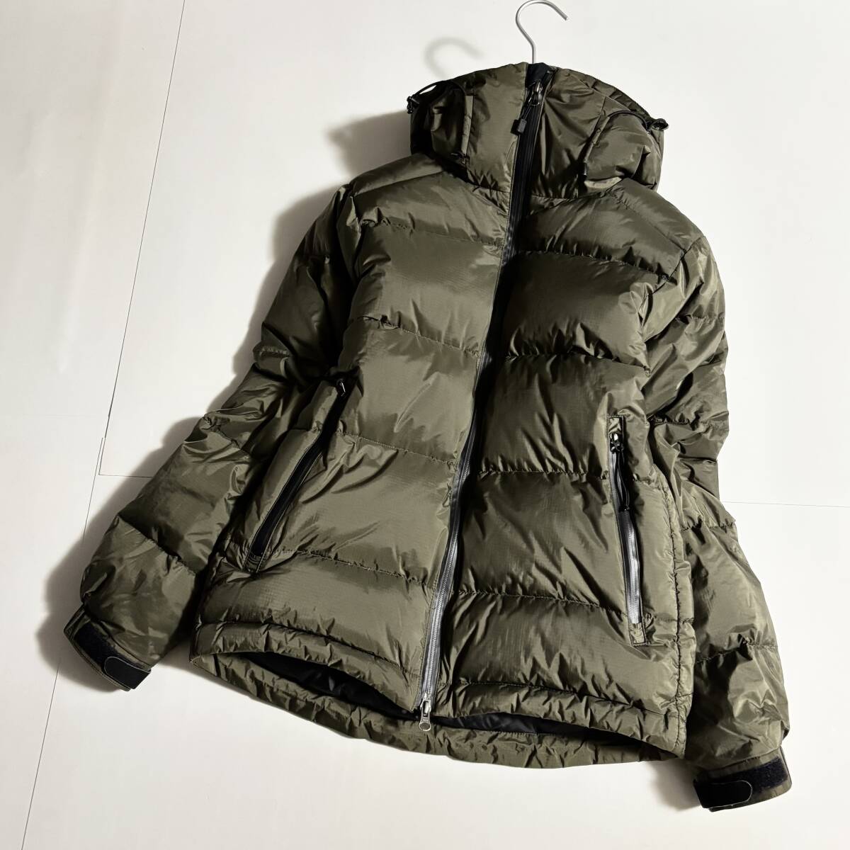 日本製 アーバンリサーチDOORS AURORA NANGA オーロラ ナンガ サイズ36 // モスカーキ系 ダウンジャケット *60拍卖