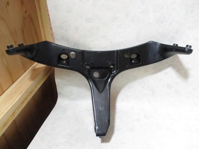 I◆CBR600RR用アッパーカウルステー1010B 純正.PC37.メーターステー.割れ欠け無し.送料無料(一部地域除外) 拍卖