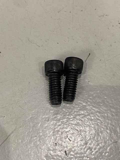 ショベル用マフラーフランジボルト拍卖