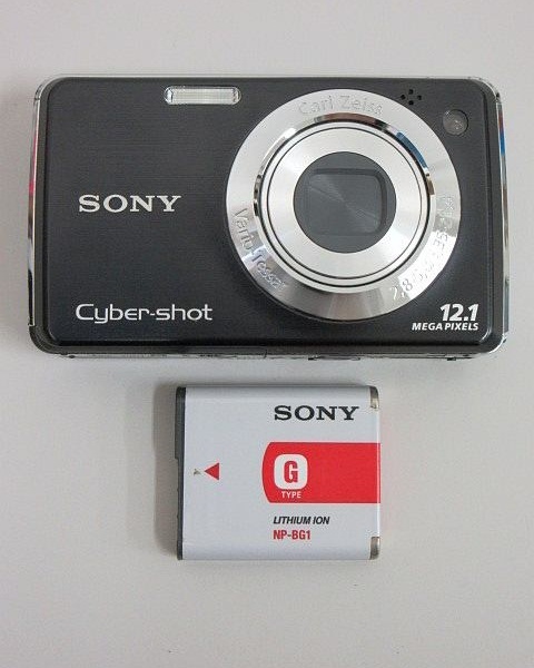 801☆SONY/ソニー Cyber-Shot/サイバーショット DSC-W220 コンパクト デジタルカメラ デジカメ 本体+バッテリー ジャンク/動作未確認!拍卖