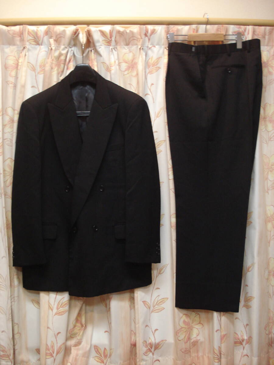 送料無料!美品!秋冬もの!BB6サイズ!ウェスト93cm~104cmアジャスター調節可能!黒色!フォーマルダブルスーツ!毛:99%!日本製!拍卖