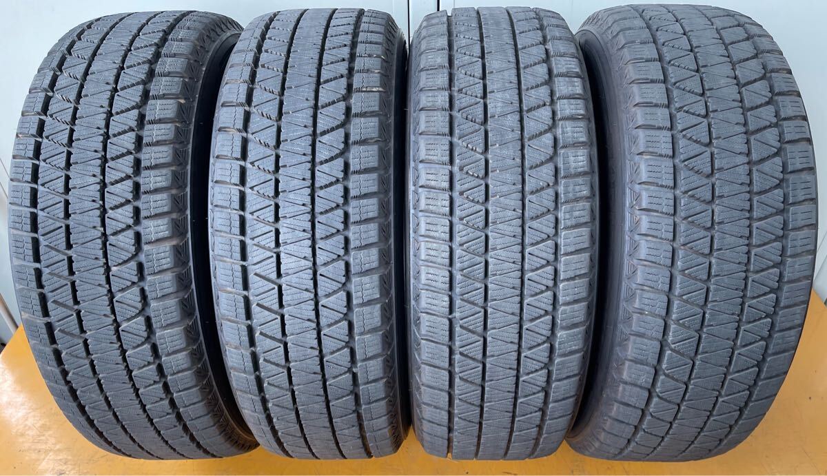 BRIDGESTONE BLIZZAK DM-V3 225/60/17 2022年製 バリ溝95〜98% 手渡し組み替え可能 雪道安心の国産スタッドレスタイヤ バリ山拍卖