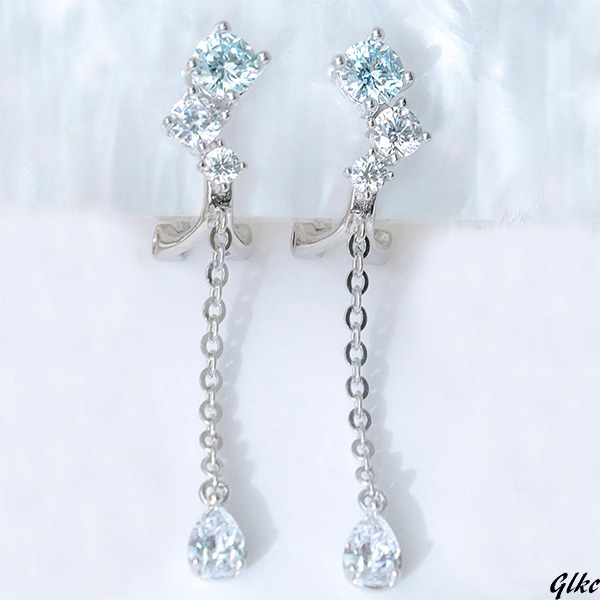 【ゆれる仕様が顔周りを華やかに演出し、ピアス風に楽しめるデザイン】 イヤリング ノンホール 誕生石 アクアマリン 金属アレルギー対応拍卖