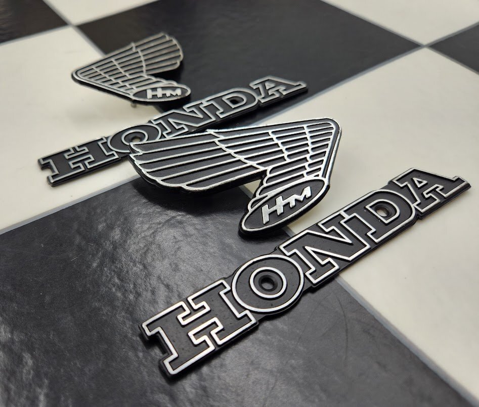 HONDA 旧ロゴ HM エンブレム 黒 検/ CB250 CB250T CB250N CB750 CBR CBX バブ HAWK ドリーム タンクエンブレム 旧車 当時 HM HONDA ホンダ拍卖