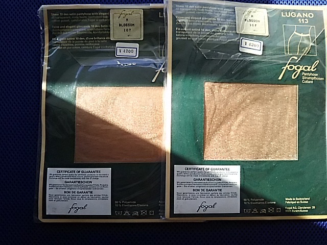 fogalフォーガルオールスルーパンティストッキング【2足】 サイズM 超光沢 ベージュ シルク レオタード・ダンス スイス拍卖