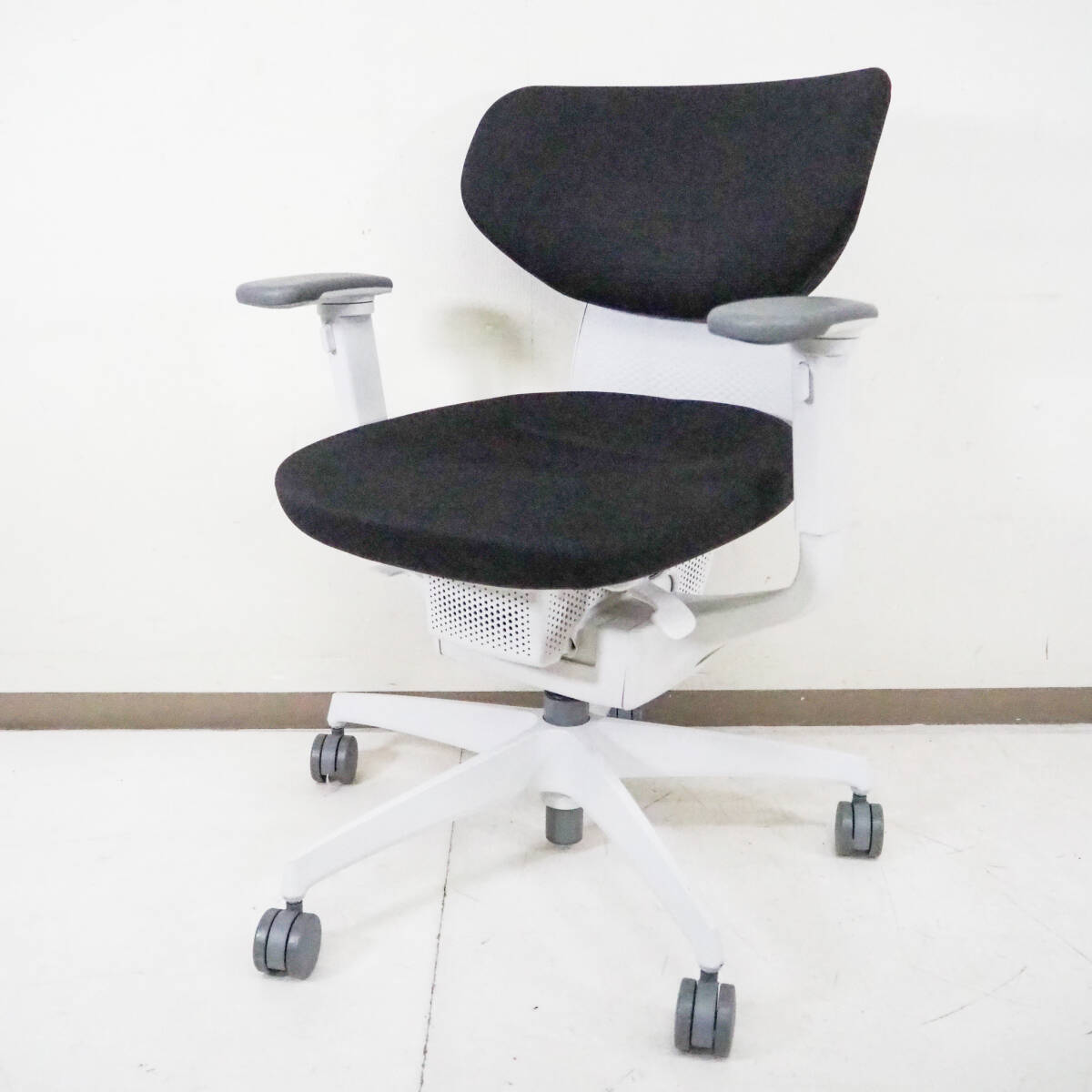 KOKUYO コクヨ オフィスチェア ing イング クッション ラテラルタイプ CRS-G3200E1 3Dポスチャーサポートシート グライディングメカ S1588拍卖