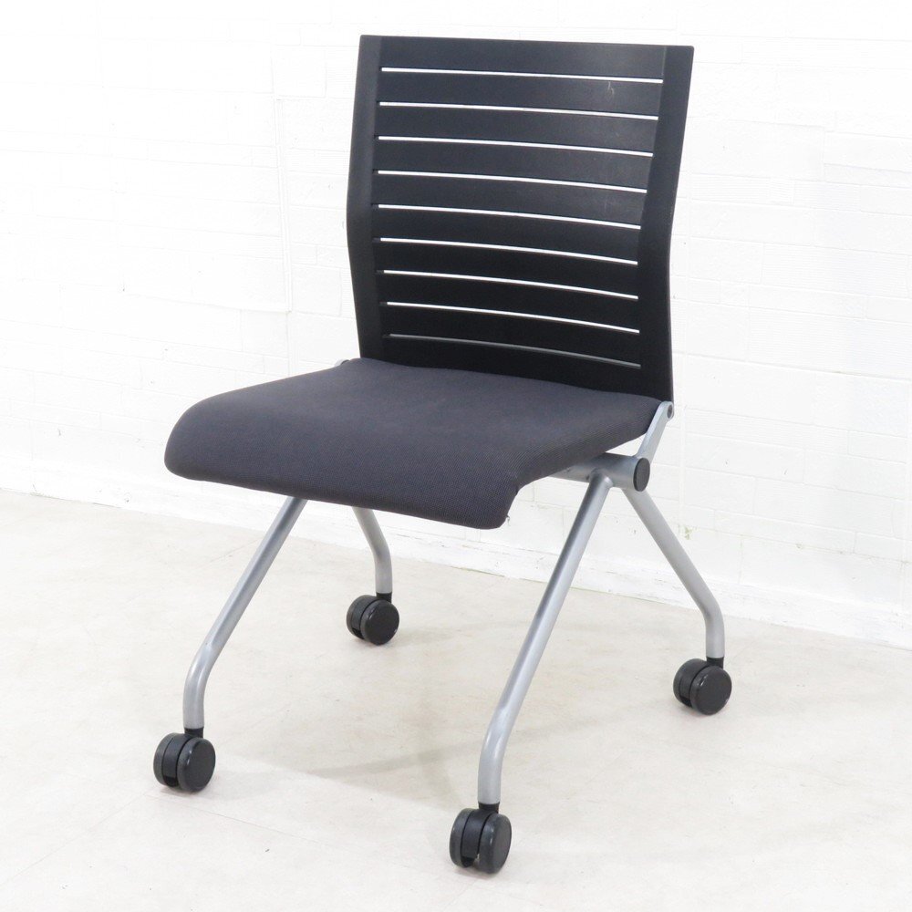 Steelcase スチールケース GS ネスティングチェア ブラック ミーティング 会議椅子 セミナー 講演 キャスター EG18474 中古オフィス家具拍卖