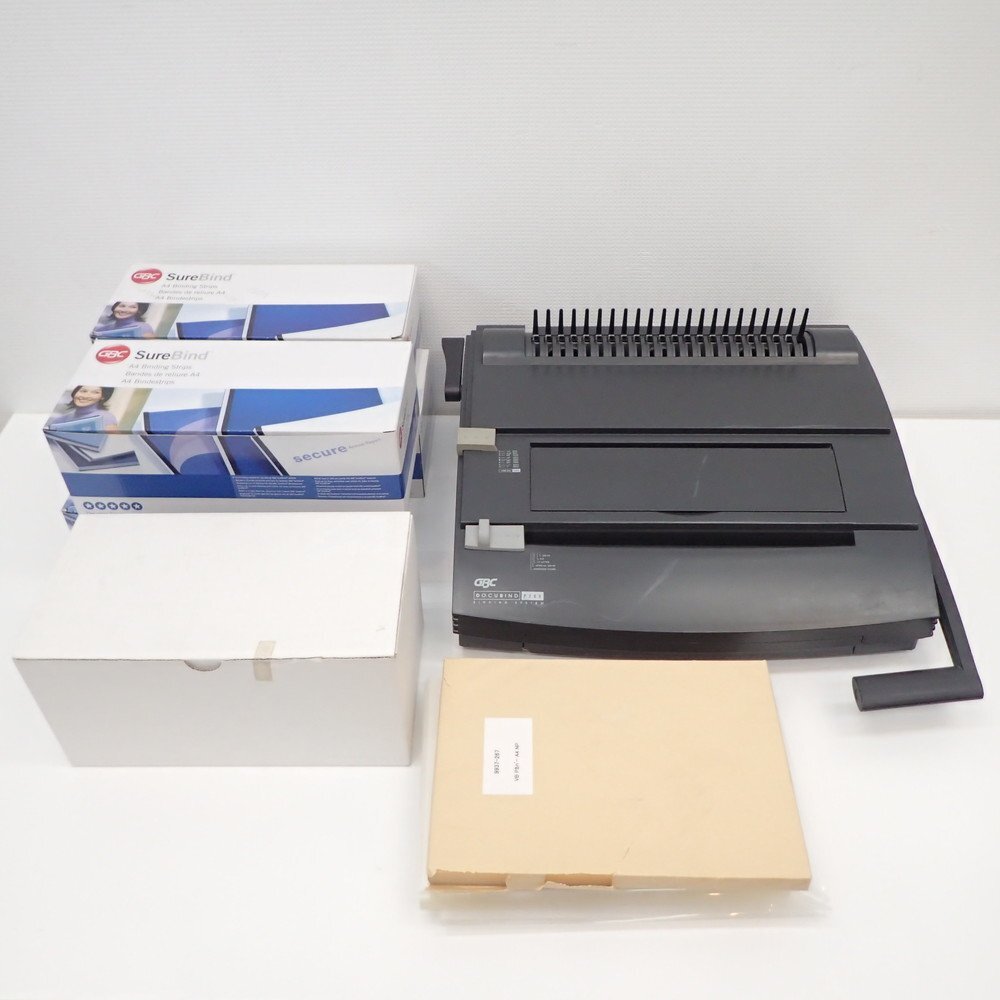 ※動作未確認※ アコ・ブランズ・ジャパン GBC 製本機 P200 A4 OA機器 綴じ具 シュアバインド用 クリアカバー付 KK18753 中古オフィス家具拍卖