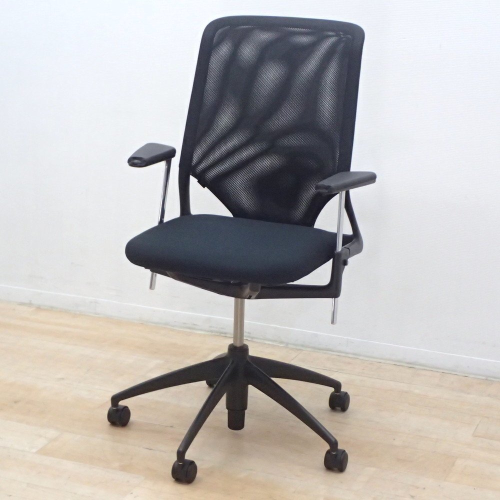 vitra. ヴィトラ Meda2 メダ2 アルベルト・メダ 肘付オフィスチェア デザインチェア ブラック メッシュ 高級 KK18515-1 中古オフィス家具拍卖