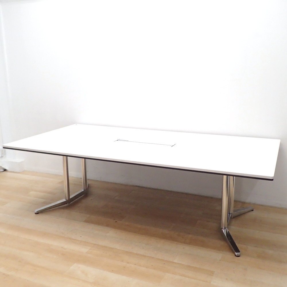直接引取限定配送不可 オカムラ ラティオⅡ 大型ミーティングテーブル 4L289C MR76 白 W2400 D1200 H720 会議机 KK18719 中古オフィス家具拍卖