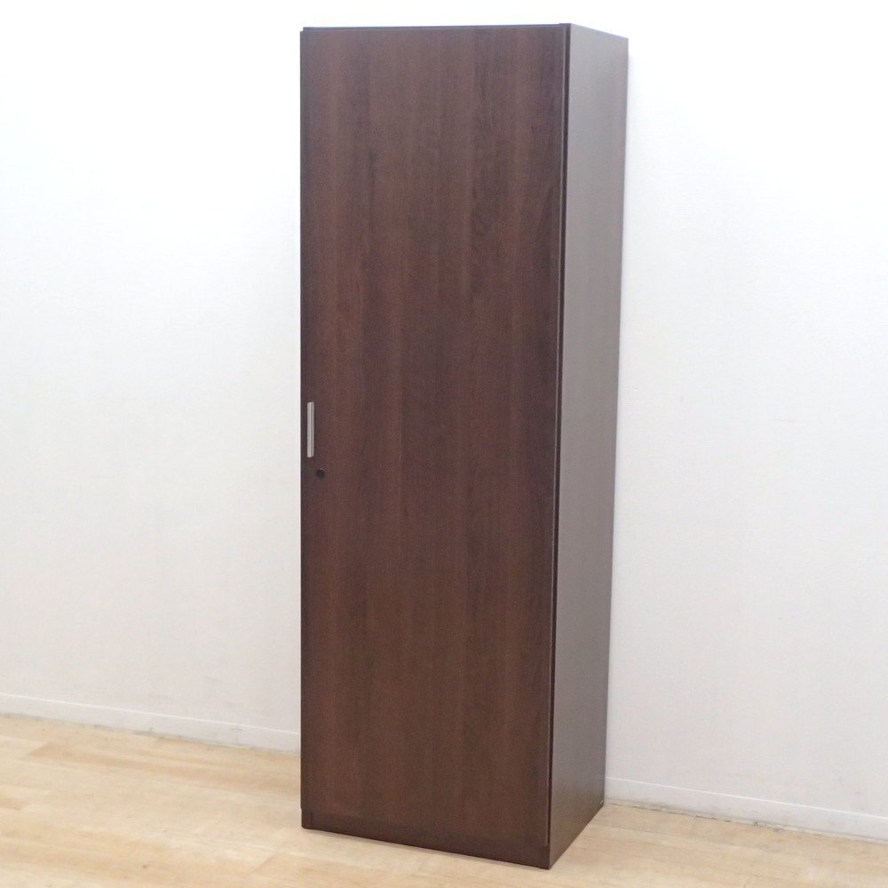 ワードローブ ブラウン 木目 役員用ロッカー W605 D455 H1795 応接室 鏡 スライド式ハンガーパイプ 更衣室 鍵無 KK18469 中古オフィス家具拍卖