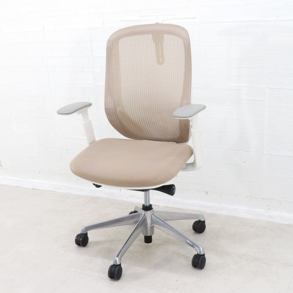 okamura オカムラ シルフィー 肘付オフィスチェア C686BW FMP7 ベージュ 事務椅子 肘付き メッシュ EG18687 中古オフィス家具拍卖