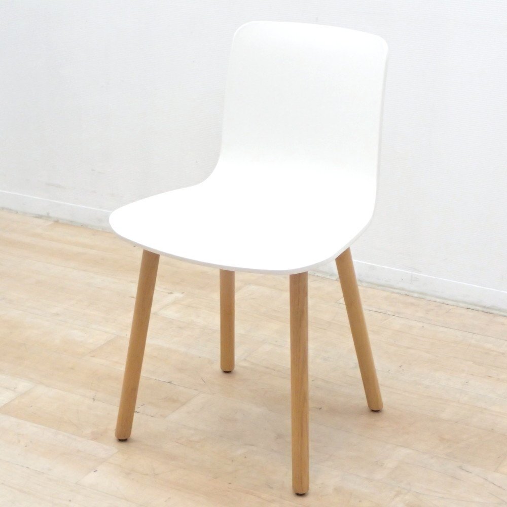 vitra. ヴィトラ HAL Wood ハルウッド ジャスパー・モリソン ミーティングチェア ホワイト カフェ ダイニング KK18869 中古オフィス家具拍卖