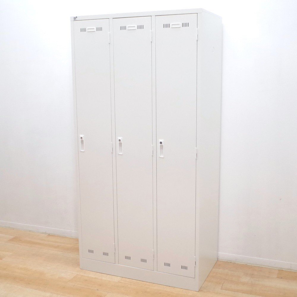 【新古品】 生興 SLKロッカー 3人用ロッカー SLKW-3 W900 D515 H1790 ホワイト 個人ロッカー 網棚 鏡 更衣室 EG16491 中古オフィス家具拍卖